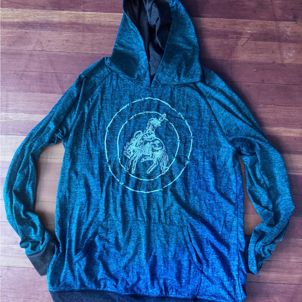 Cowgirl tuff xl lightweight hoody